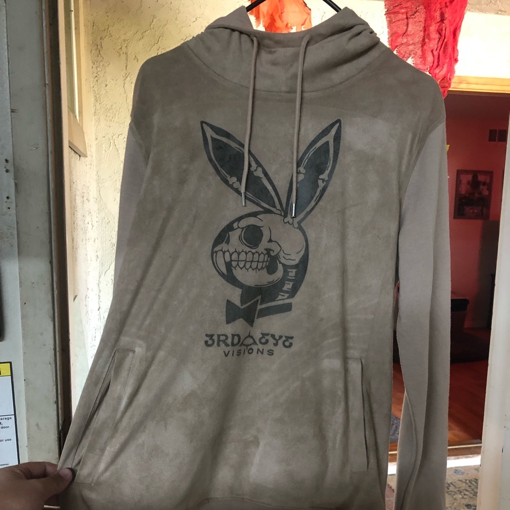 NEW 3EV Skull Bunny Medium 1 of 1